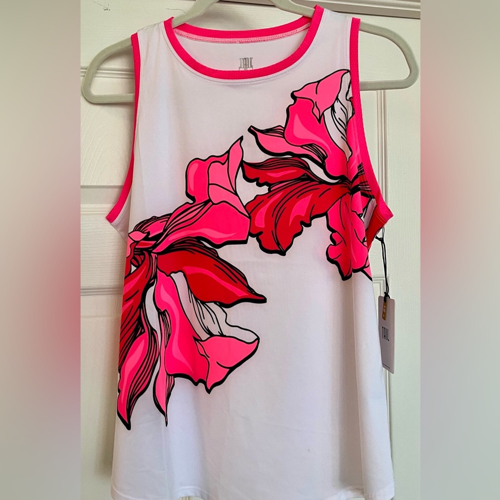 Size XL (fits more like a L) Floral Sleeveless active tank